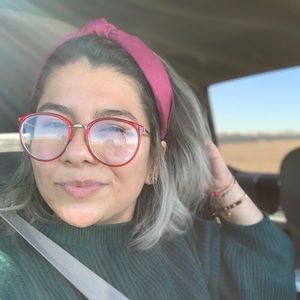 Meet your Posher, Carmen